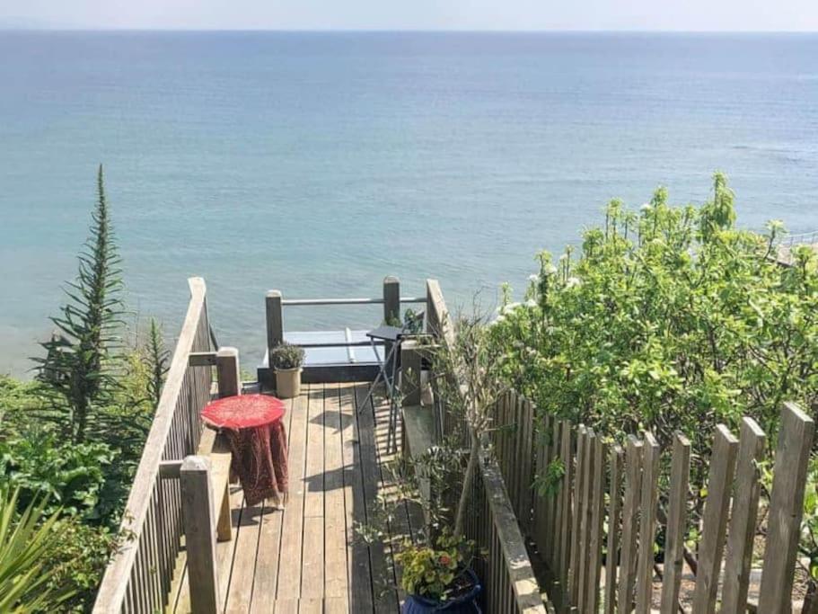 Lyme Clifftop Hideaway Lyme Regis Eksteriør bilde