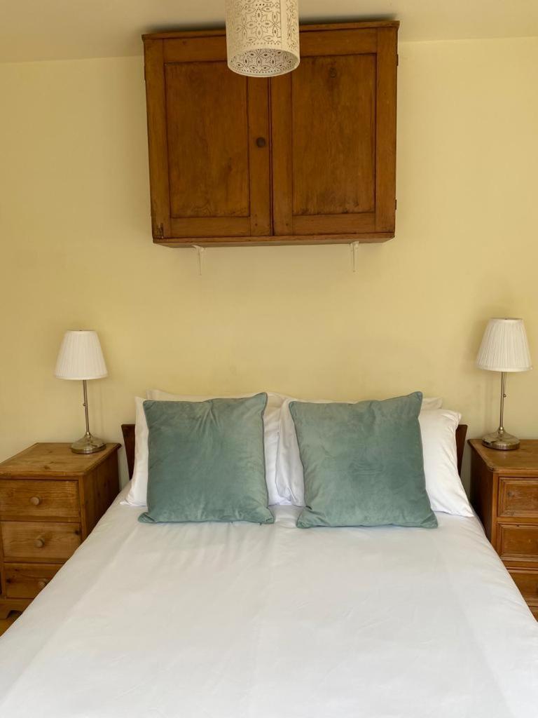 Lyme Clifftop Hideaway Lyme Regis Eksteriør bilde